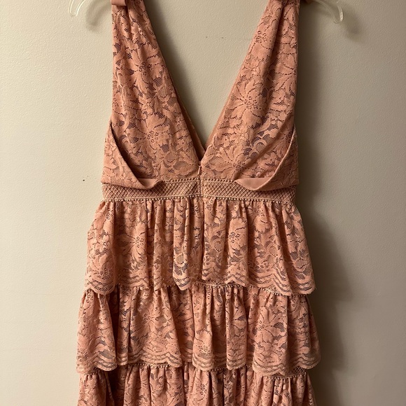 Pink Bordot dress size 6 worn once. - Picture 3 of 4